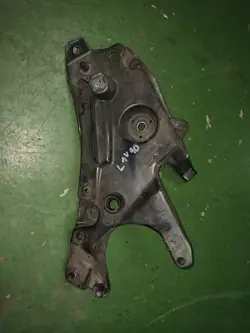 Framskärmfäste Vänster Volvo S90 V90 OEM 31378984