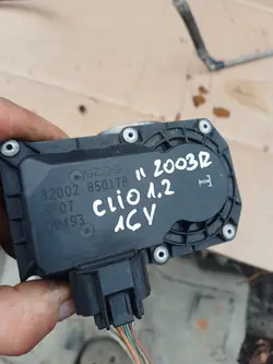 Corps de papillon 8200285017B Renault Clio II 1.2 16v