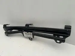 Support d'aile avant gauche OEM 95C821433 Porsche Macan II