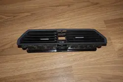 Grelha ventilação painel OEM 17B819728A - Usado