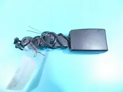Clip de ceinture de sécurité avant droit Fiat Grande Punto 3D