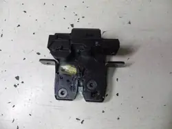 Placa de cierre OEM 90502EY con cierre suave Nissan Qashqai