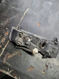 Phare Halogène Droit Skoda OE 5E0941702A