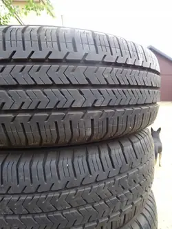 4 Michelin Agilis 51 215/65R16C 106/104T 2024