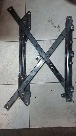 Refuerzo Suspensión Audi A5 8T OEM 8K1399345E