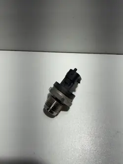 Sensor Presión Rail Combustible OEM 0281006520 Ford F-Max 500