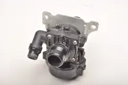 Maserati Termostaatti OEM 68312761AD Ghibli III:lle