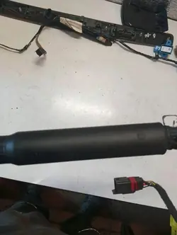 Atuador do porta-malas direito VOLVO XC60 2012