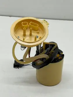 Bomba de combustível AUDI A6 C7 2.0 / 3.0 TDI OEM