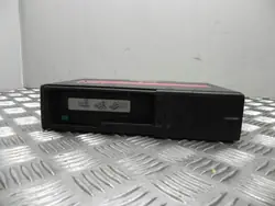BMW 3-sarja 2004 CD-vaihtaja OEM 6964602