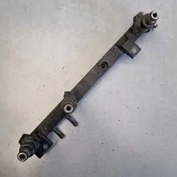 Rampe d'injection BMW 5 E34 1727234