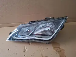 Farol esquerdo SEAT LEON 3 III 5F LIFT 17-20