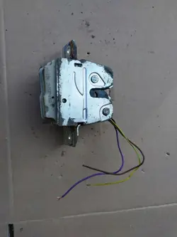Fecho porta-malas Mercedes W169 OEM A1697400036