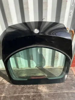 Vitre de coffre Alfa Romeo GT OEM - État utilisé
