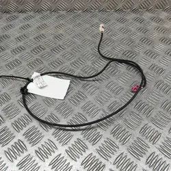 USB Pistorasian Kaapeliasennus Mercedes CLS II 218