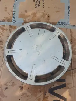 Tapacubos Peugeot 205 13" Usado