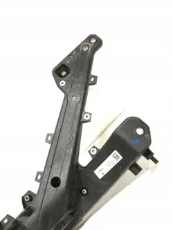 Tesla Model 3 Etuvahviste OEM 1118289-00-J