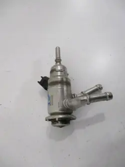 Injecteur AdBlue OEM 9842811780 pour Peugeot 3008 II 1.5 BlueHDi