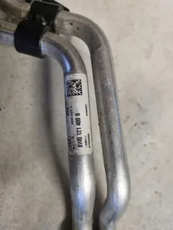 OEM 4G0317021AR Öljynjäähdytin & Vesiputket Audi A4 B9