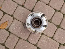 Taka-akselin laakeri OEM C169 Opel Insignia B - Käytetty