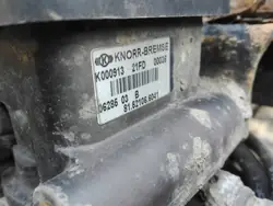 Válvula Moduladora EBS Dianteira OEM 81.52106.6041