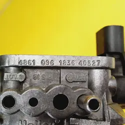Corps de papillon Chrysler Voyager 3.3 OEM 4861096