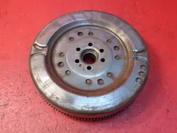 Volant Bi-Masse 05C105266 VW Audi Skoda 1.0 TSI