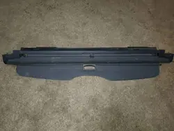 BMW 5 Touring E39 tavaratilan sälekaihdin OEM 8217331