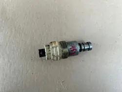 Öljynpainekytkin OEM A6511800315 Mercedes Sprinterille
