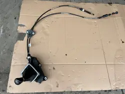 Vaihteenvalitsimen nuppi OEM 4M5R7E395RB Ford Focus MK2 2007-2011