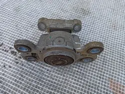 VOLVO S60 II V60 10-18 Moottorin Kiinnike 31316876