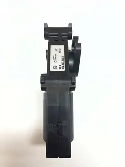 Charnière droite coffre Skoda Superb 2008-2015 OEM 3T0827300B