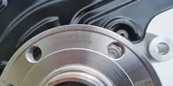 Volkswagen OE 1EA407257H styrled