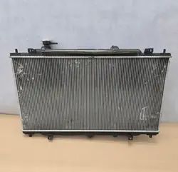Radiateur d'eau Mazda III 13-19 PE2015200