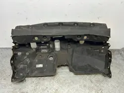 Jeep Cherokee väliseinäeriste OEM 68141660AC