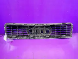 Emblème de calandre Audi A4 B6 OEM Zawada-371990- Occasion