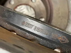 Renault Arkana 2023 Remschijf & remklauw set OEM 2D0378187R