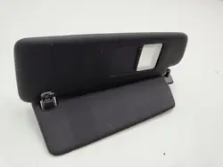 Visor Porsche Cayenne OEM 7P0857551D Lado esquerdo
