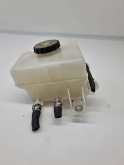 Réservoir de liquide de frein Lexus NX 2021 OEM 240520