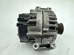 Mercedes-Benz C W205 2015 Vaihtovirtageneraattori A0009067802