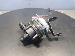 Mercedes vattenpump OEM A0005002686 - Begagnad