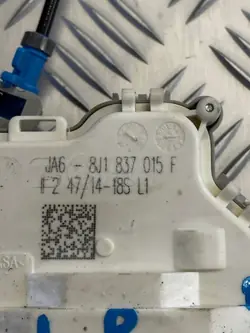 AUDI Q3 8U0 LIFT 14R. Left Front Door 8J1837015F