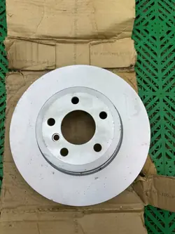 Begagnad Bakre Bromsskiva OEM 34216793246 för BMW X5 F15
