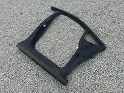 Oikea ovenpilarin karmi VW Touran III