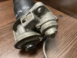 Filtre à carburant Toyota OEM 2338027090 - Occasion