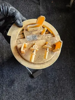 Bomba de combustible Mercedes Sprinter A907 470 24 00