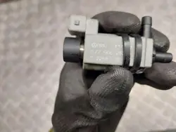 Porsche Cayenne Ventiler OEM 077906283D - Begagnad
