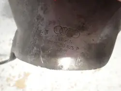 Bouton d'échappement gauche OEM 8W0253825P Audi A4 B9
