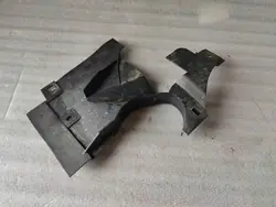Volvo V60 2020 Protección Inferior Delantera Izquierda OEM 31497193