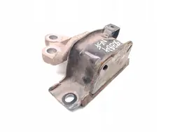 Soporte de motor Vauxhall Corsa 1.4 Gasolina 2015 OEM 55700655